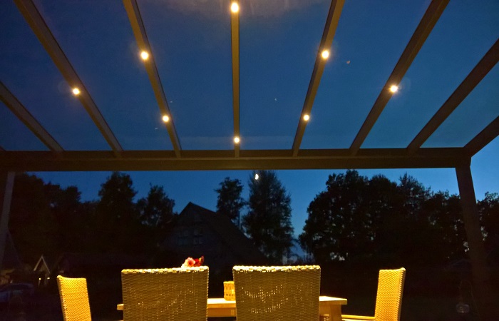 Terrassendach mit LED